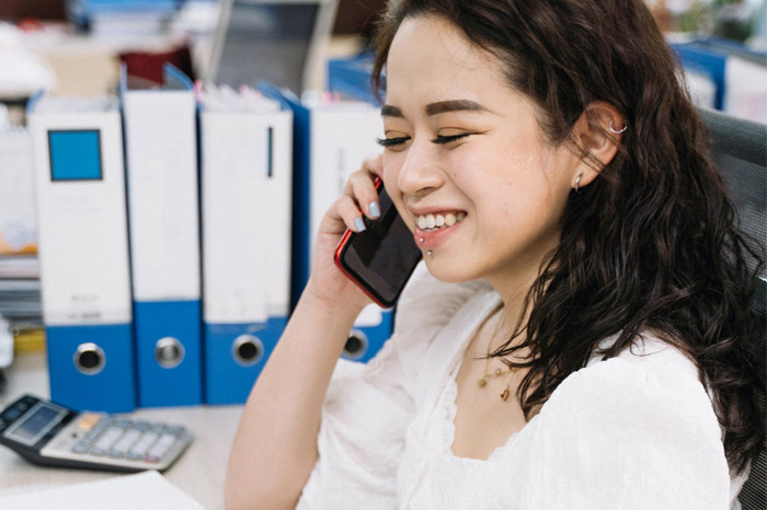 企業(yè)及時(shí)加入營(yíng)銷(xiāo)型呼叫中心，改變?cè)袦贤Ｊ讲⑼瓿蔂I(yíng)銷(xiāo)工作