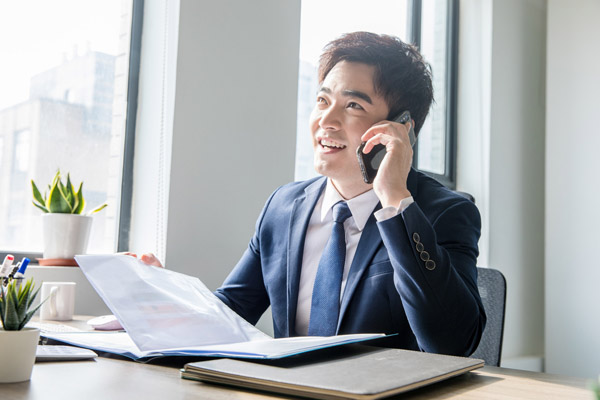 企業(yè)使用呼叫中心系統(tǒng)與在線客服結(jié)合有哪些好處?
